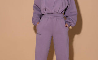 How to Wear Your Activewear and Athleisure Pieces for Travel - KATE GALLIANO