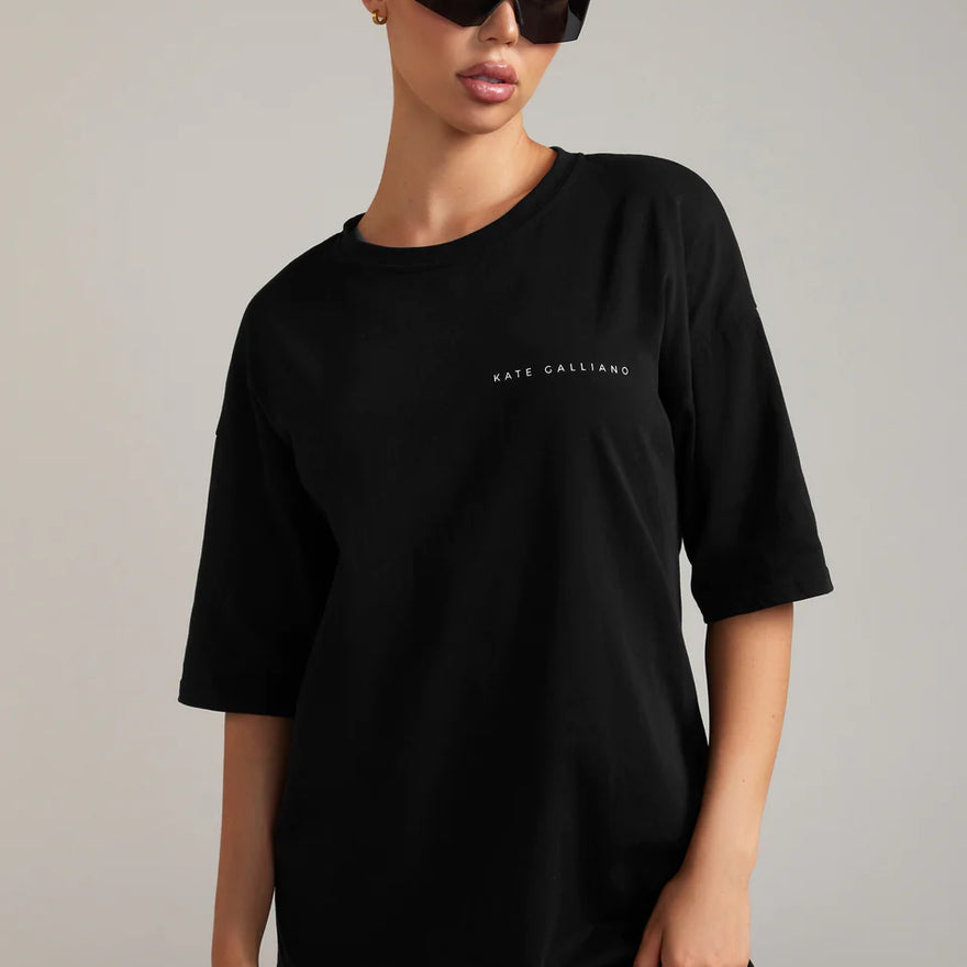 Oversized Tshirt Trend For Women - black oversized tshirt - black boyfriend shirt - kate galliano activewear