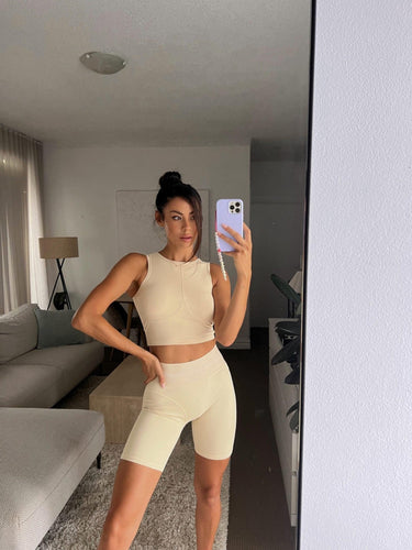 KG LUXE Cropped Top - CreamKG706SKATE GALLIANO